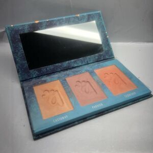 Alamar Cosmetics  Colorete Blush Trio: Castaway, Paraiso, Scorcher